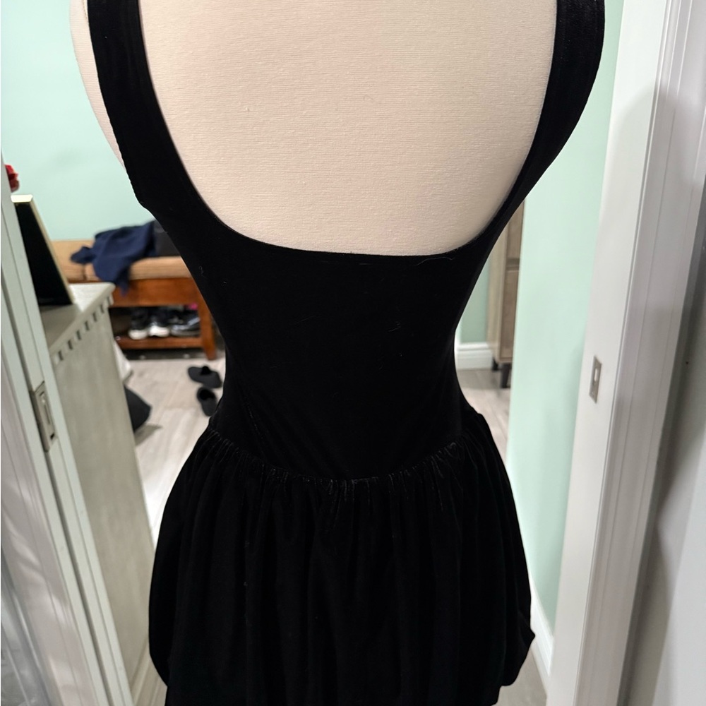 Velvet Black Sleeveless Dress
